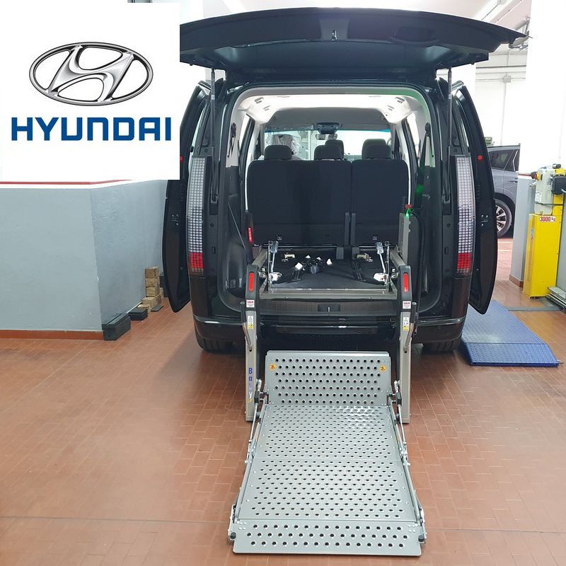 Hyundai Staria sollevatore disabili